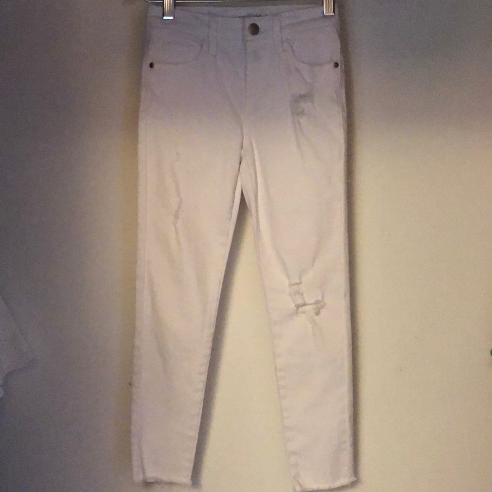Treasure & Bond White Frayed Summer Jeans